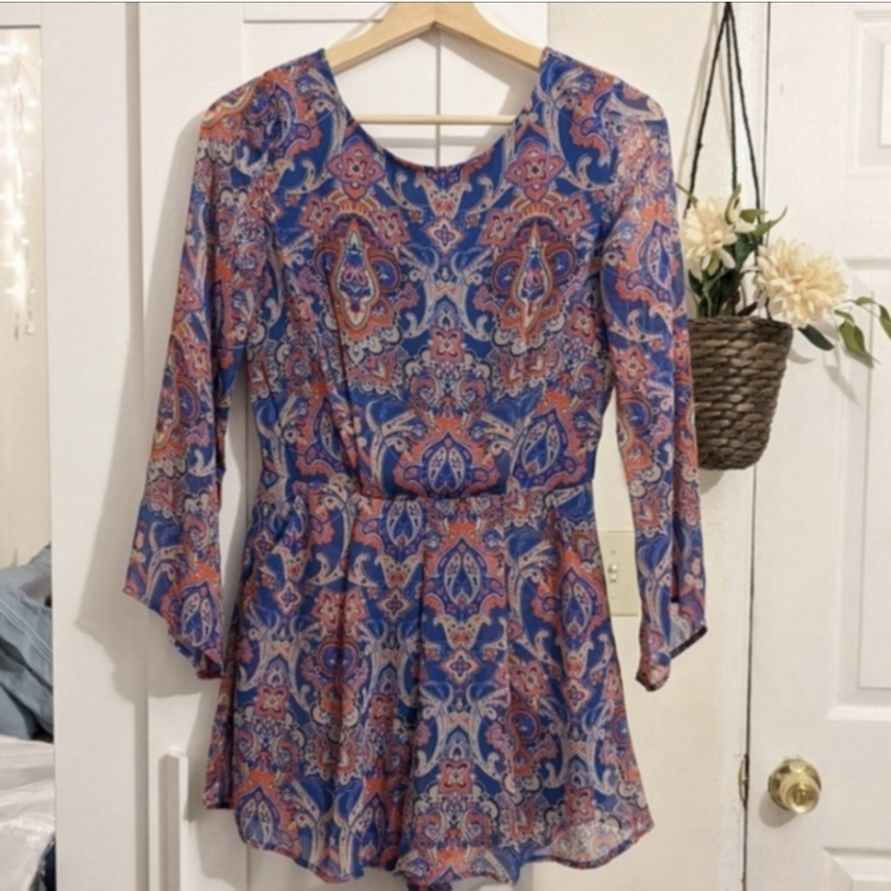 Lush Paisley Print Romper Size Small